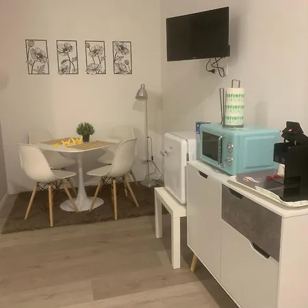 Onlyroomsrhofiera *