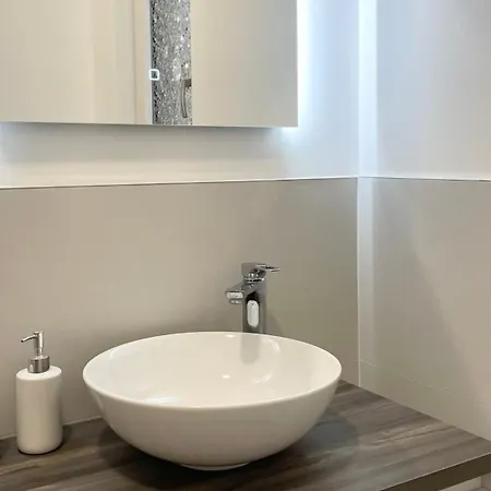 Onlyroomsrhofiera Lejlighed